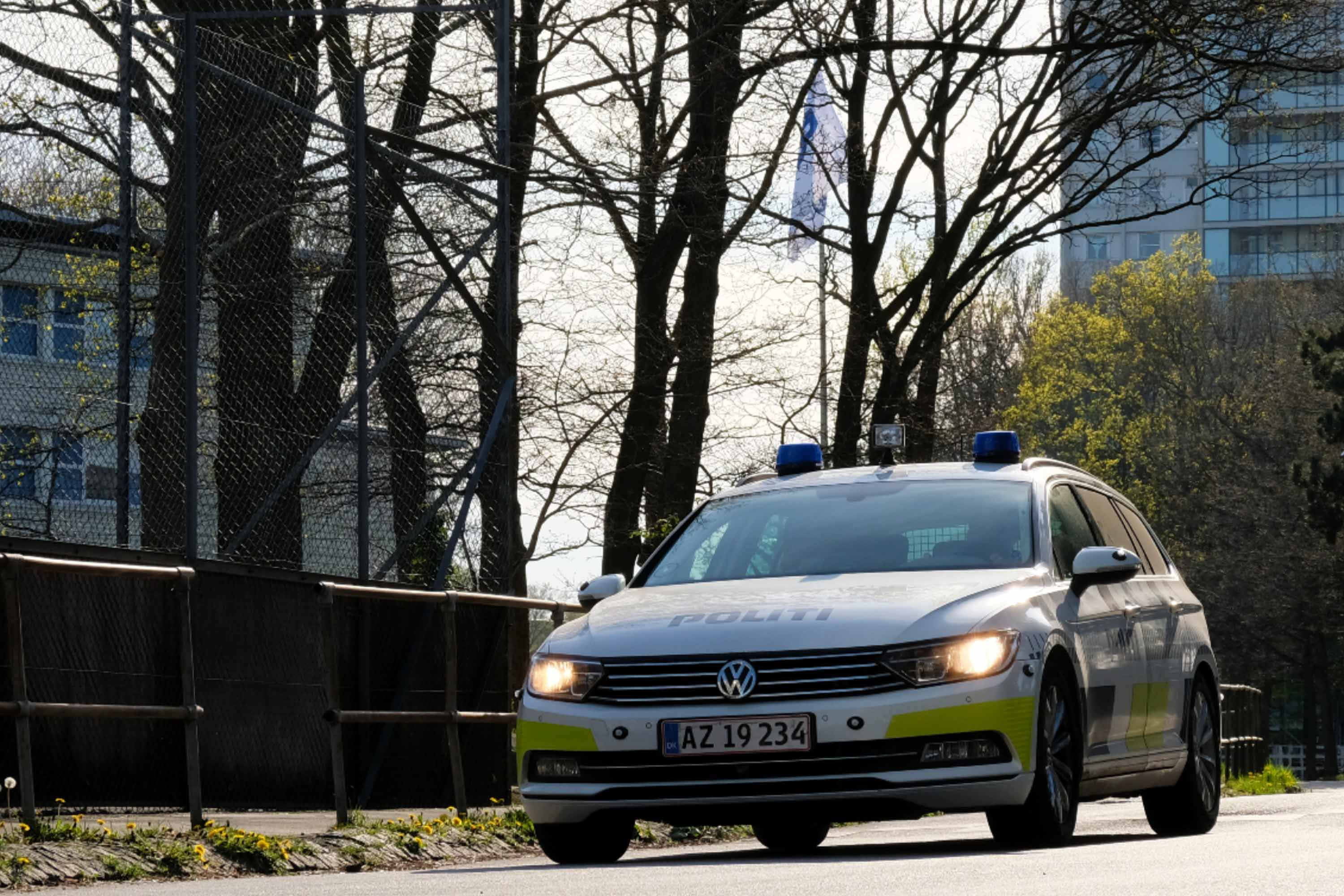 Kørende patruljebil 