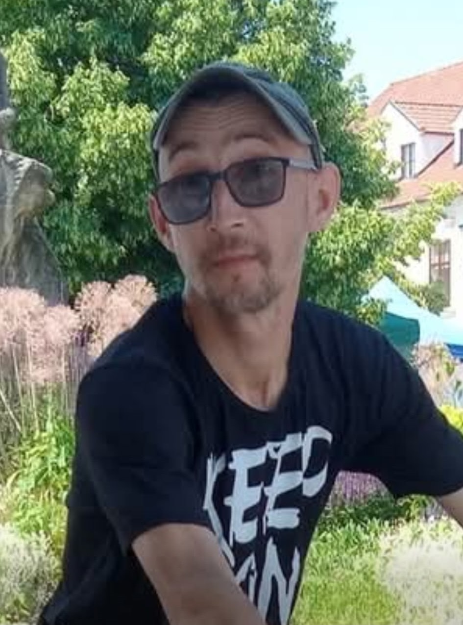 Den 37-årige mand, der blev fundet dræbt i Gudenåen