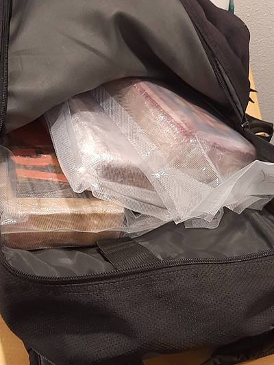 Manden blev fundet i besiddelse af 3 kg kokain, som han opbevarede i en rygsæk