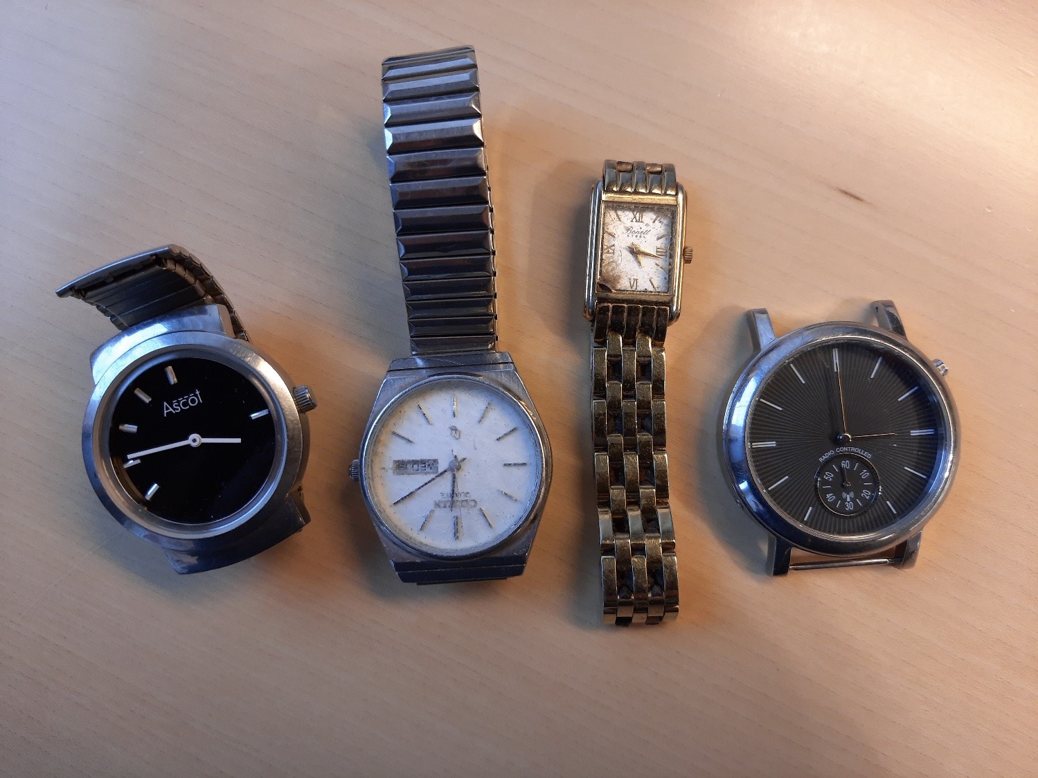 Diverse armbåndsure
