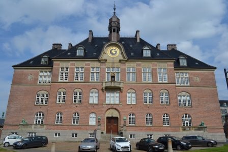 Retten i Aarhus fra vejen forfra